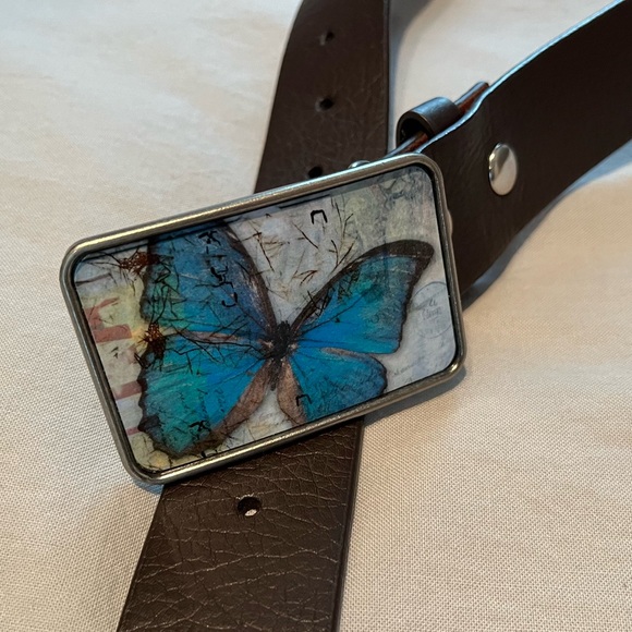 New Brown Leather Belt with Butterfly Buckle - Picture 3 of 3